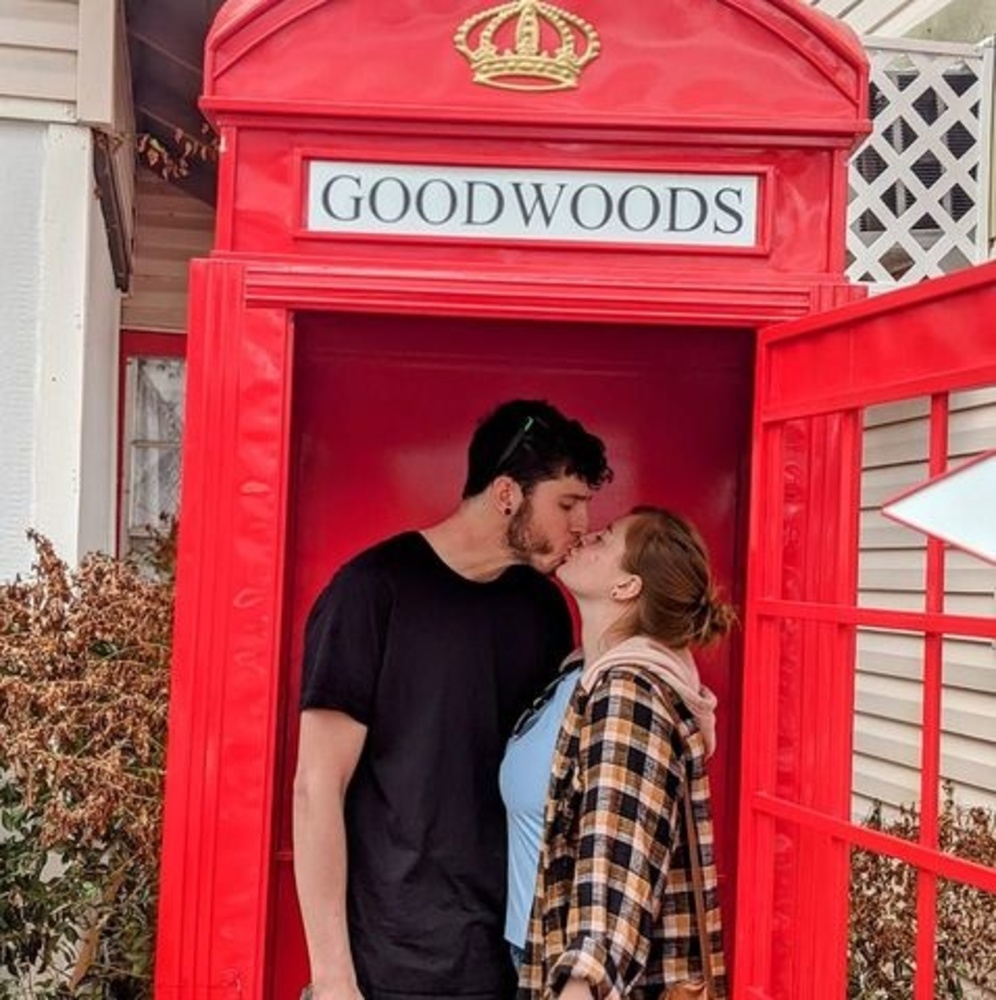 Meet your Posher, Lily